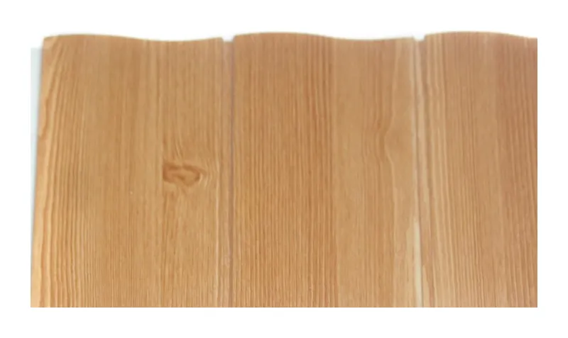 Tablilla premium ondulada tipo cedro laminada 8 mm, 5.90 m × 25 cm (1.475 m²)