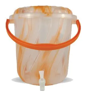 Cubeta twist con chorro 17 L