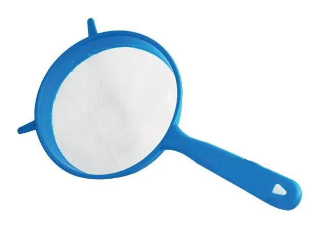 Colador plástico de 12 cm